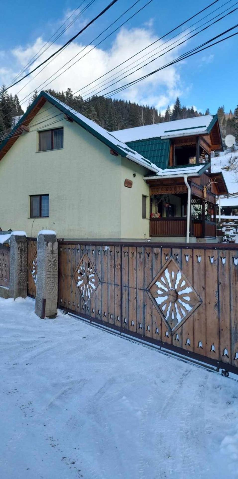 Вилла Casa Rustik Bucovina Фунду Молдовей Экстерьер фото